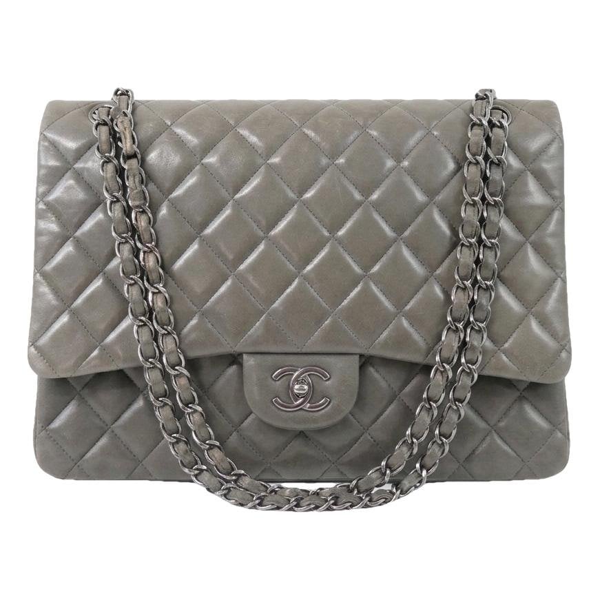 Timeless/Classique leather handbag