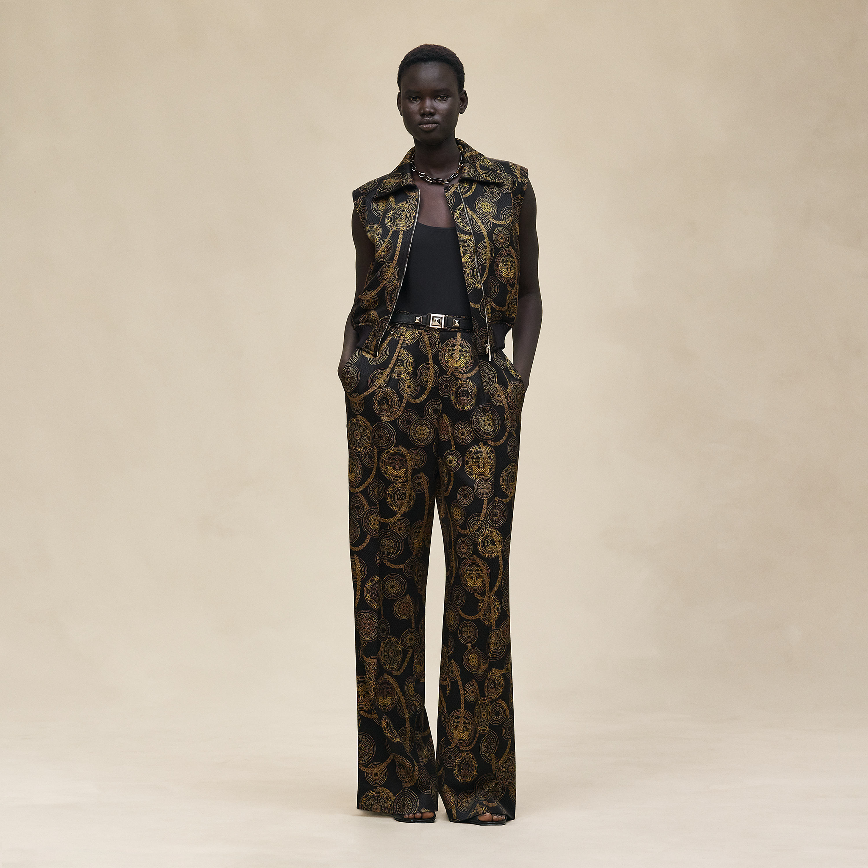 "L'Enseigne du Sellier" pants