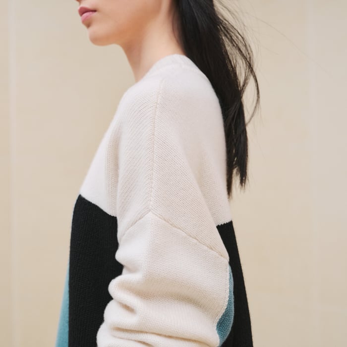 Noir "Lettres Equestres" Long-sleeve Sweater