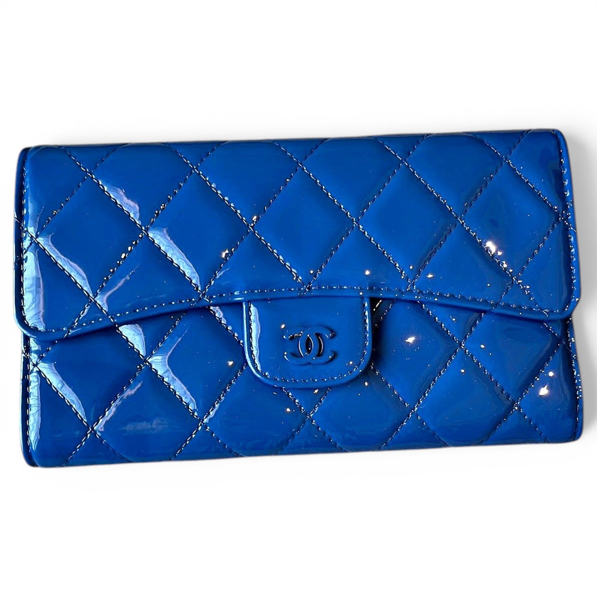 Patent leather clutch bag