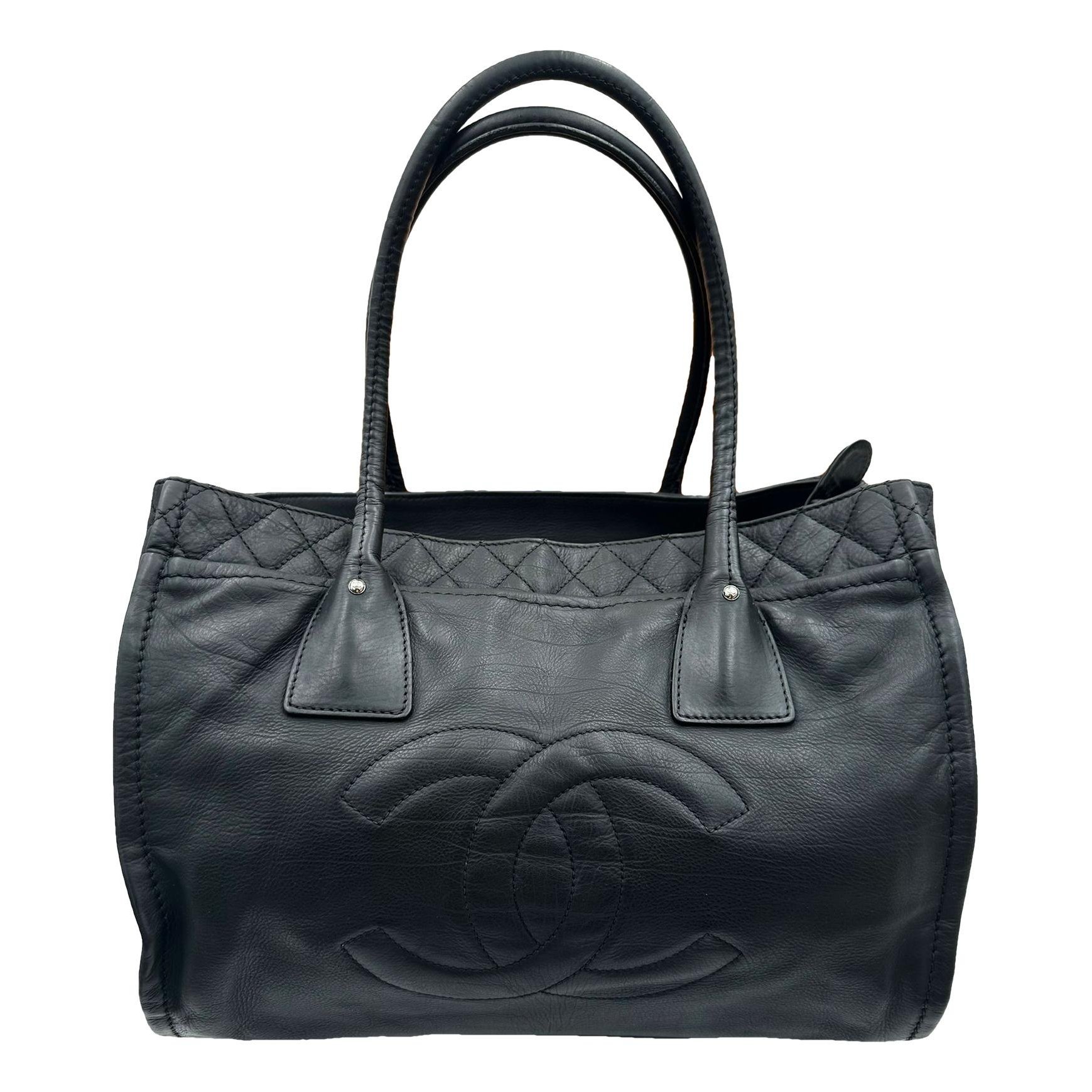 Executive leather tote