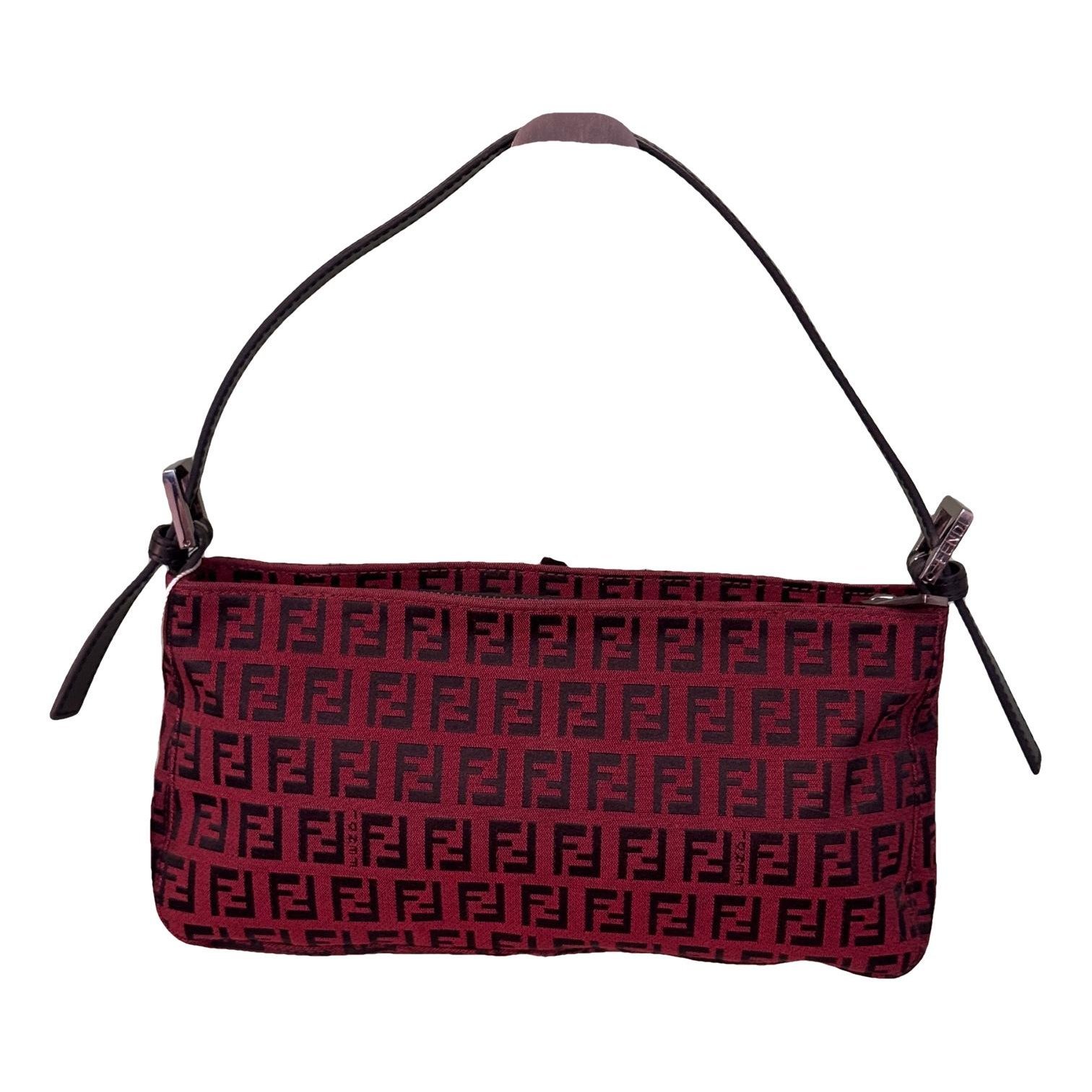 Baguette cloth handbag