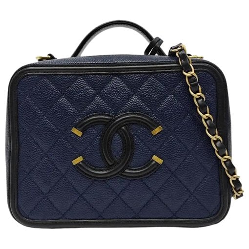 Chanel CC Filigree leather handbag