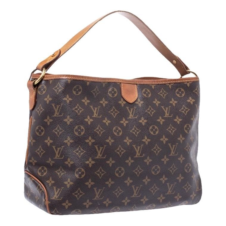 Delightful leather handbag
