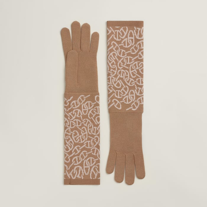 Julia Naoussa Gloves