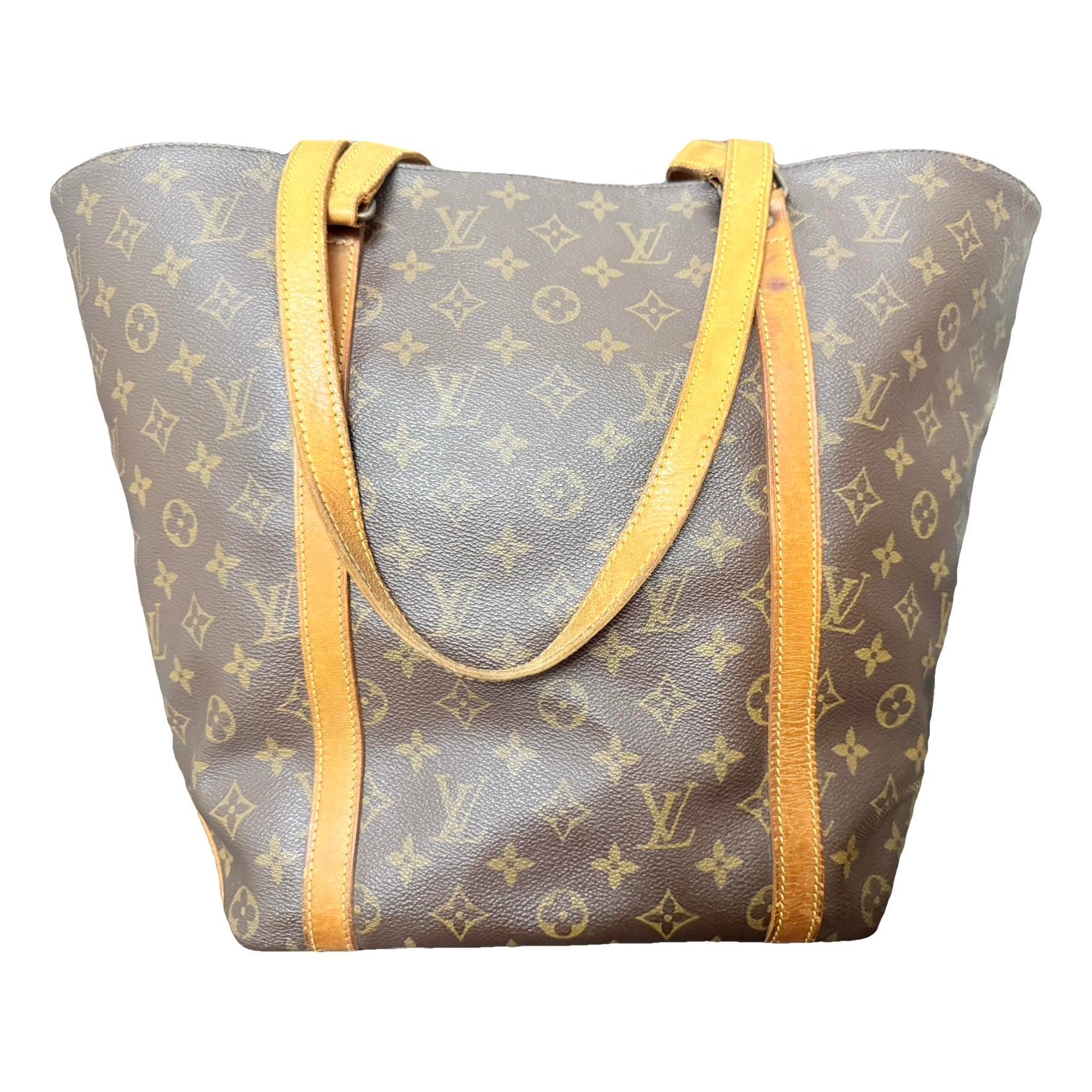 Shopping leather handbag