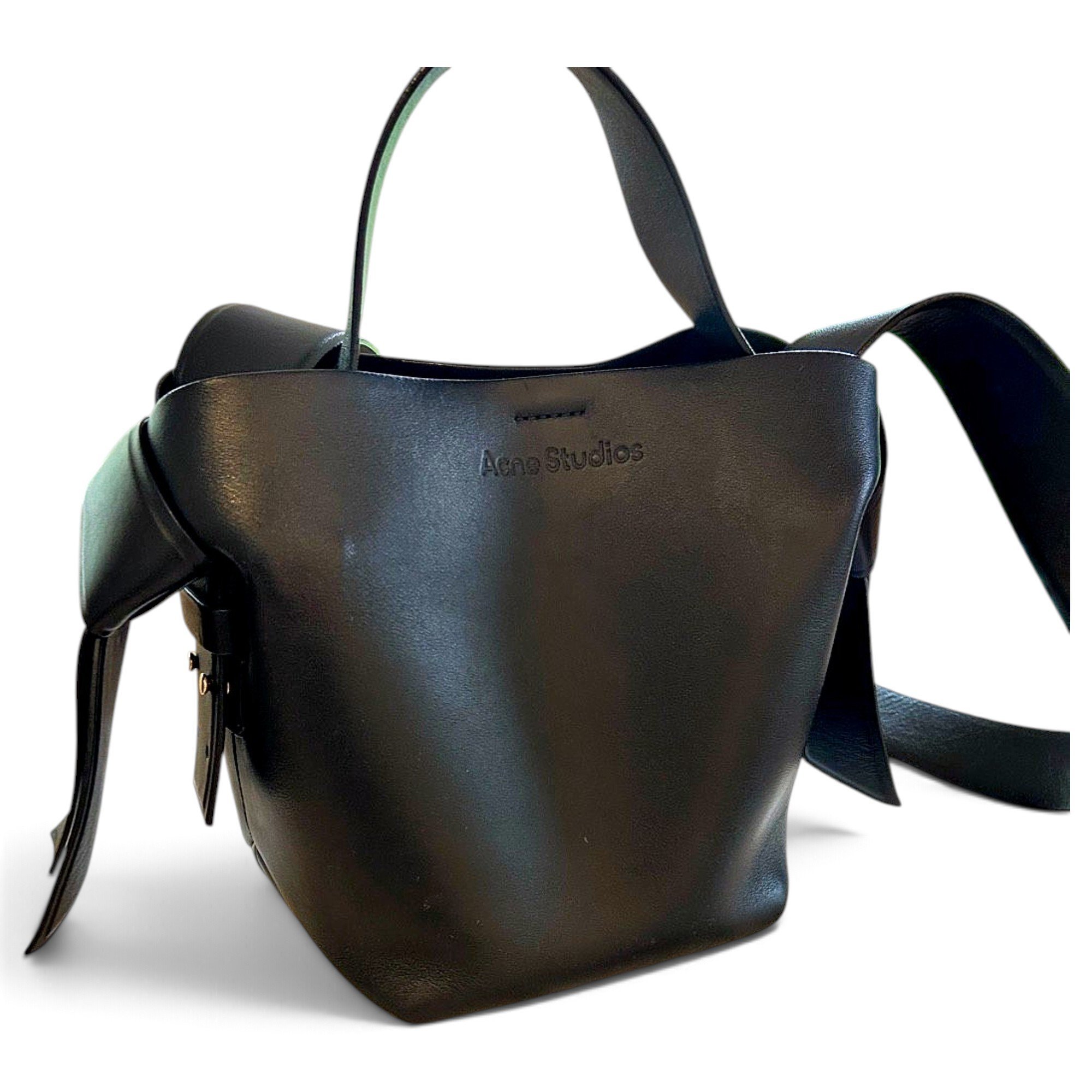 Musubi leather crossbody bag
