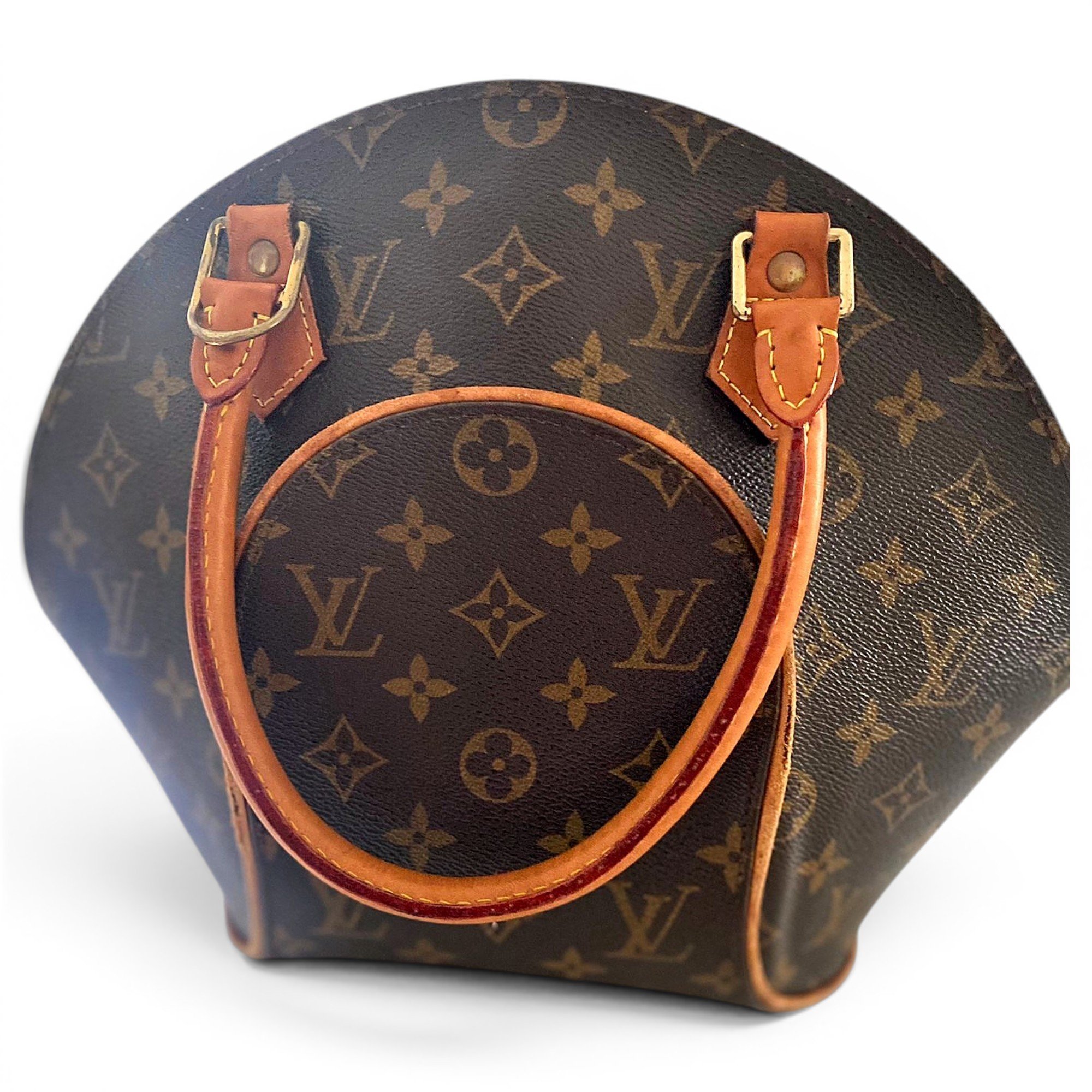 Ellipse leather handbag