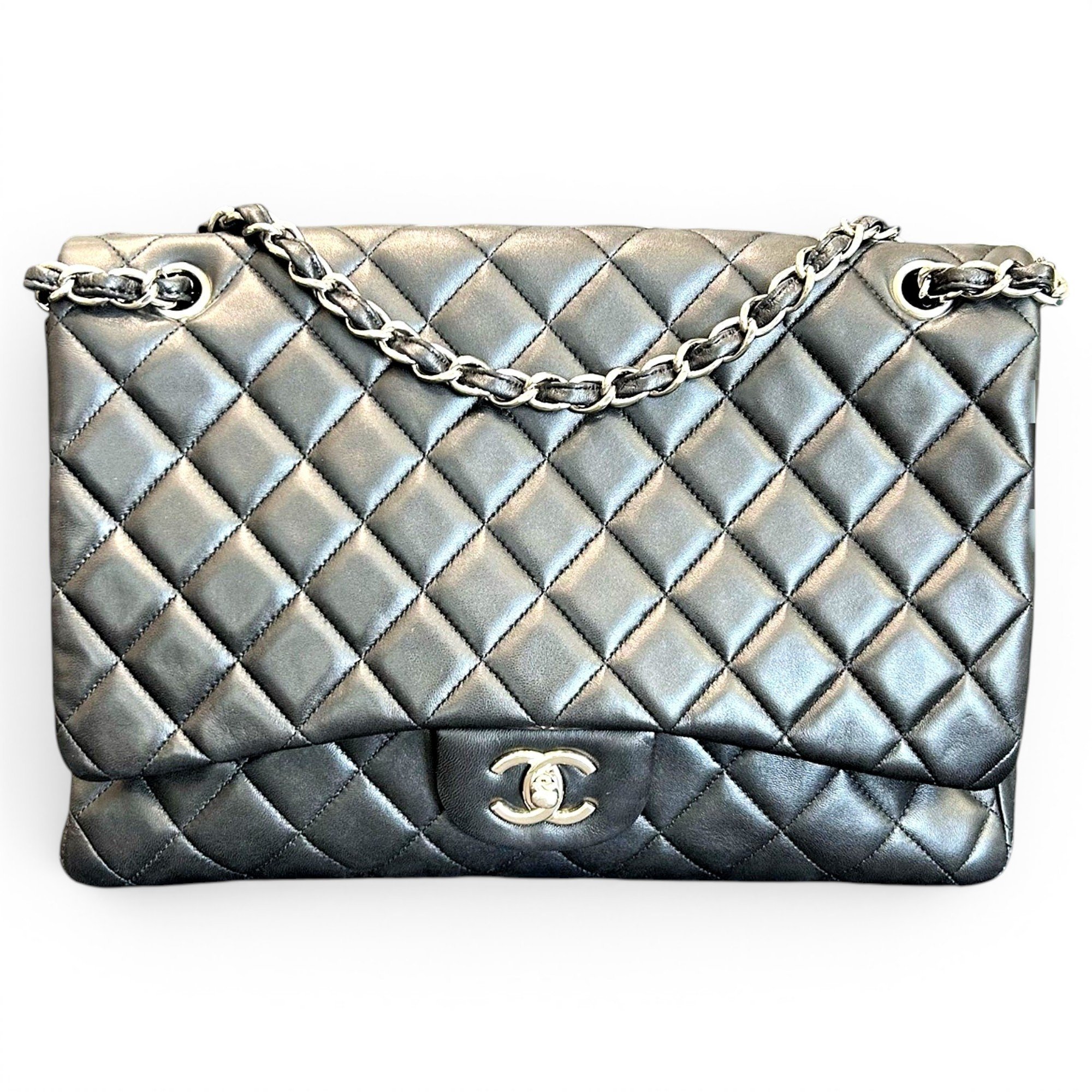 Timeless/Classique leather crossbody bag