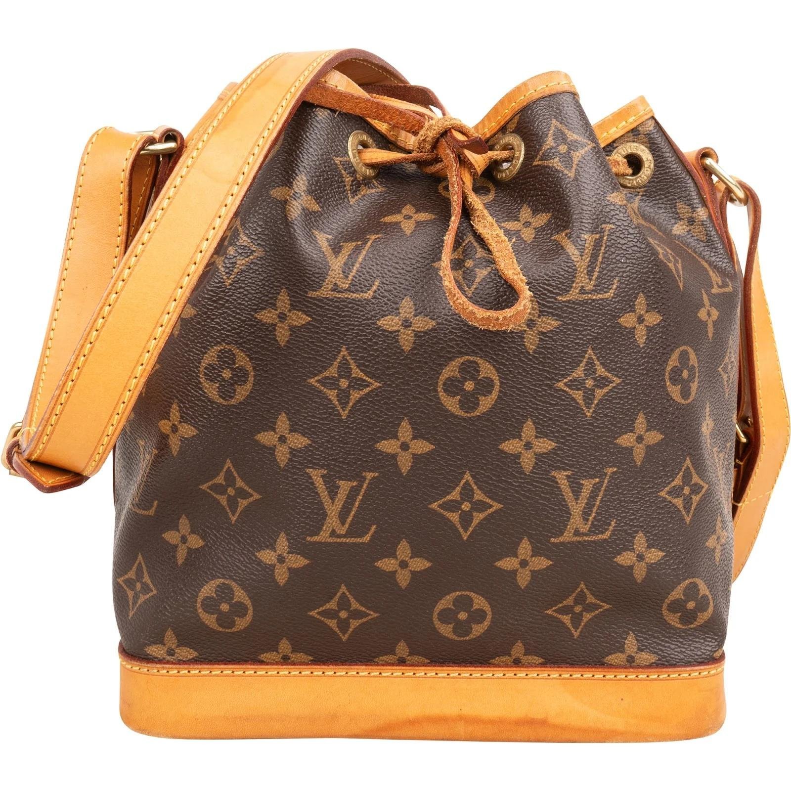 Noé leather crossbody bag