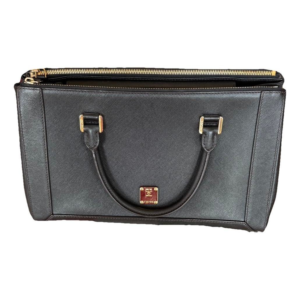 Boston leather handbag