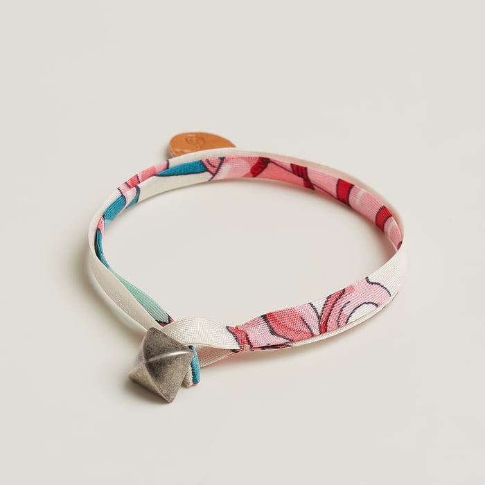 Random Single Tour Silk Bracelet