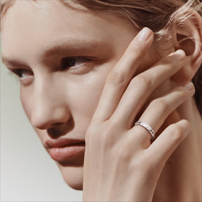 Sans Coloris Ever Herakles Wedding Band