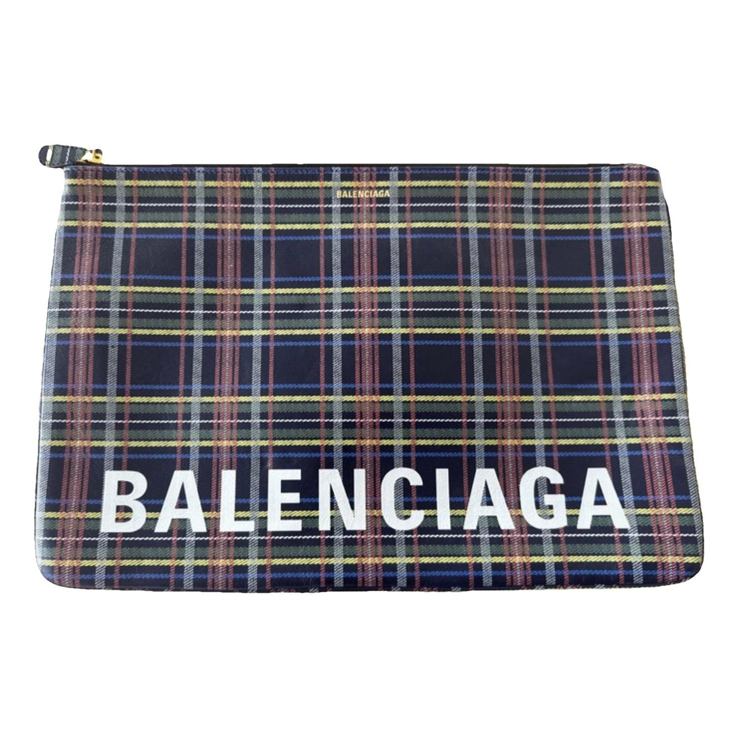 Leather clutch bag