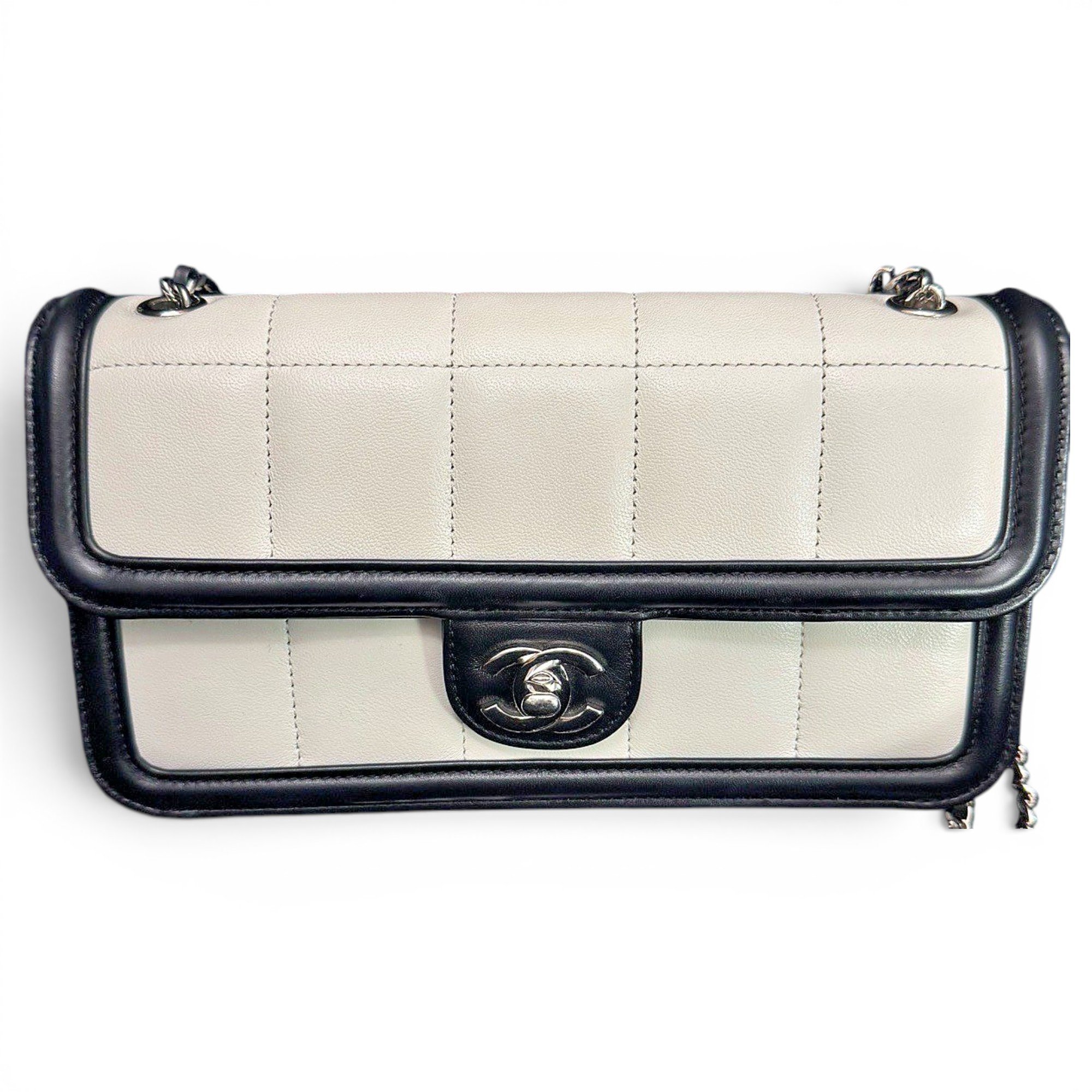 Timeless/Classique leather crossbody bag