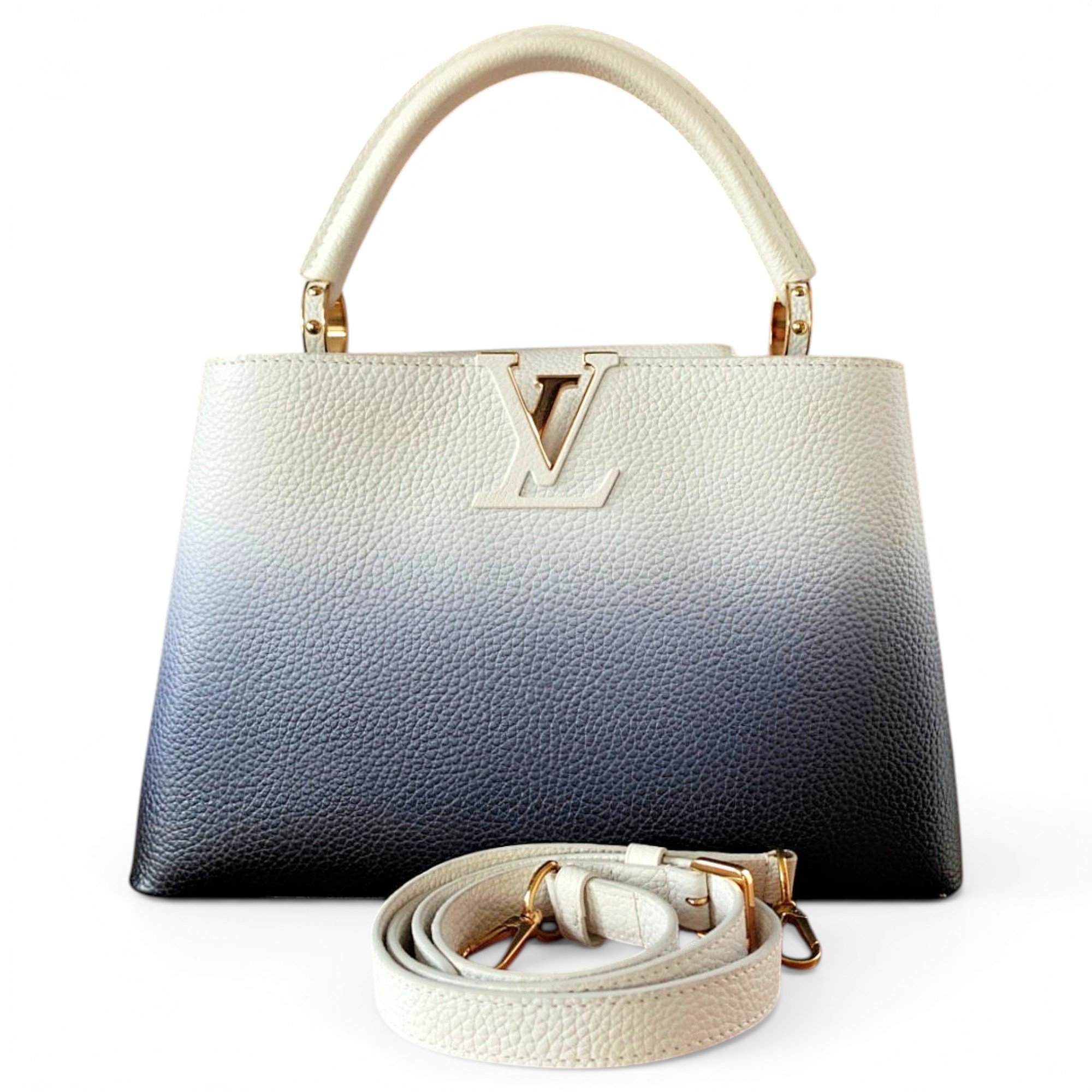 Capucines leather handbag