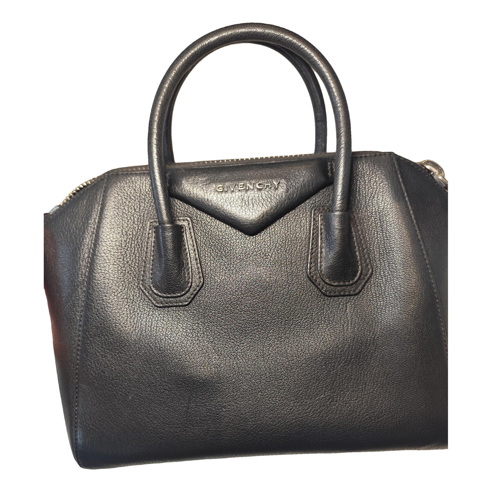 Antigona leather handbag