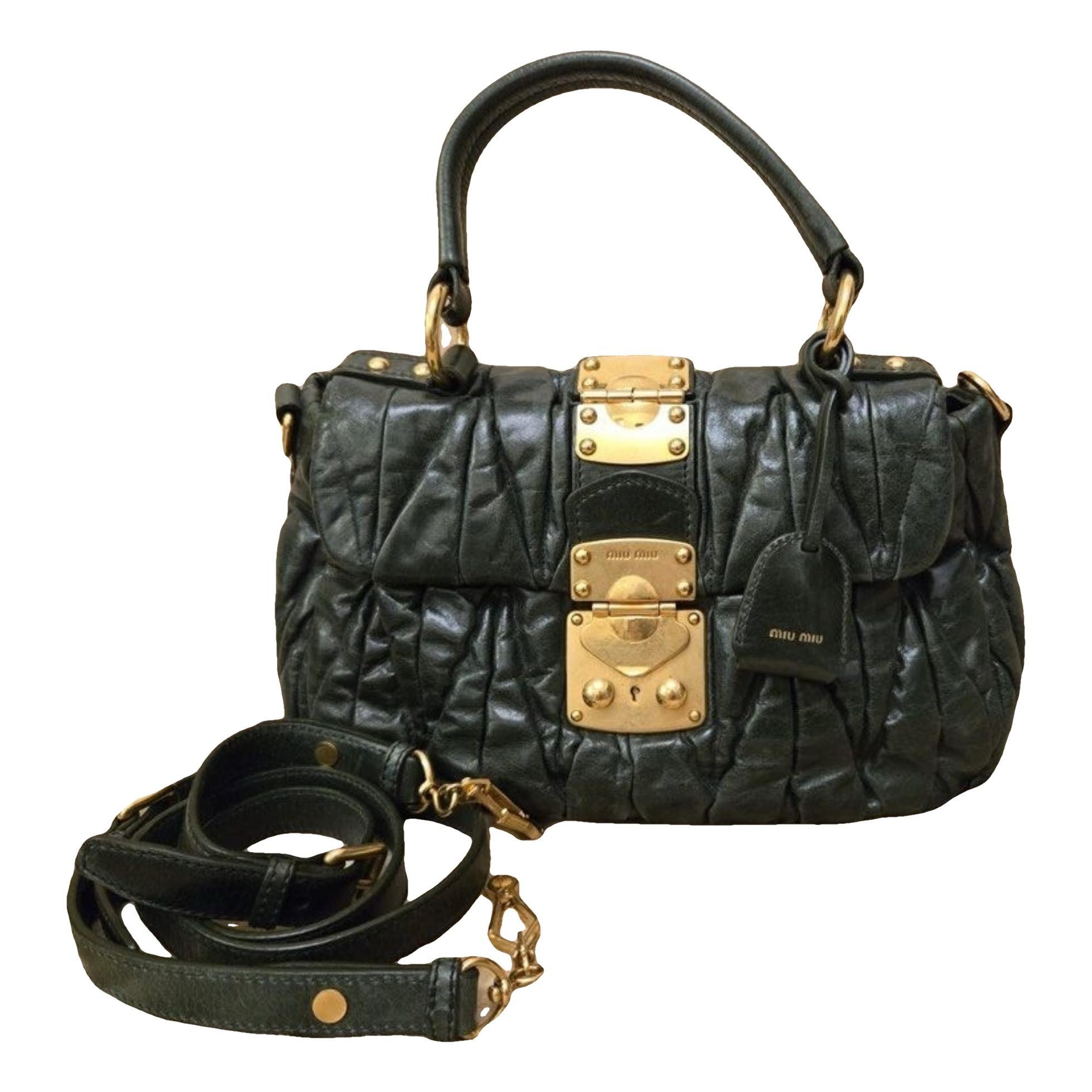 Matelassé leather handbag