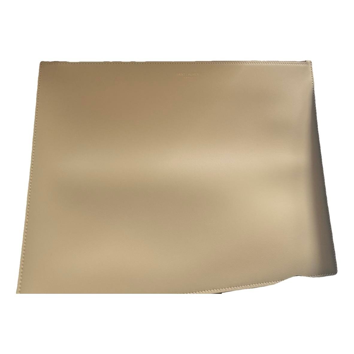 Leather clutch bag