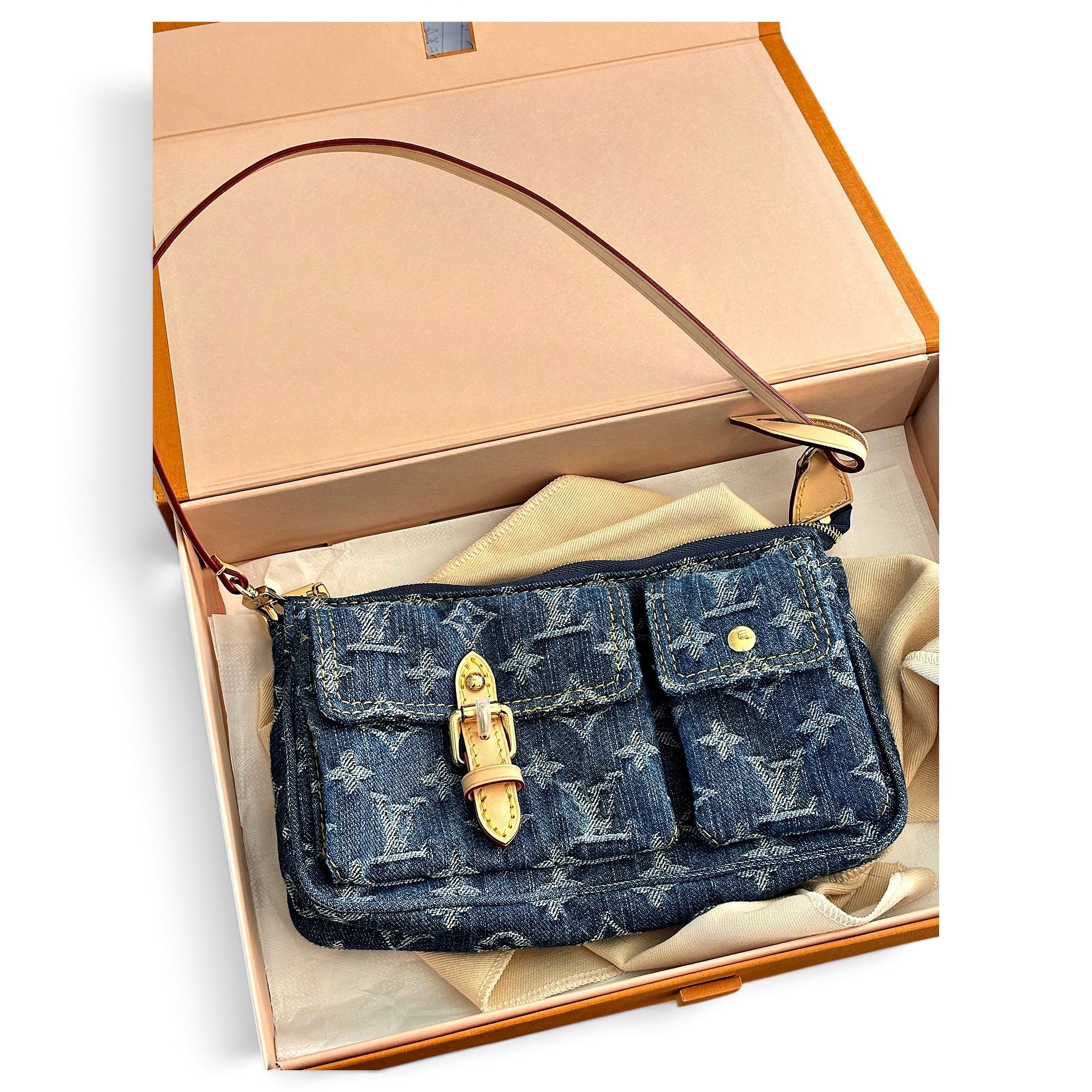 Handbag