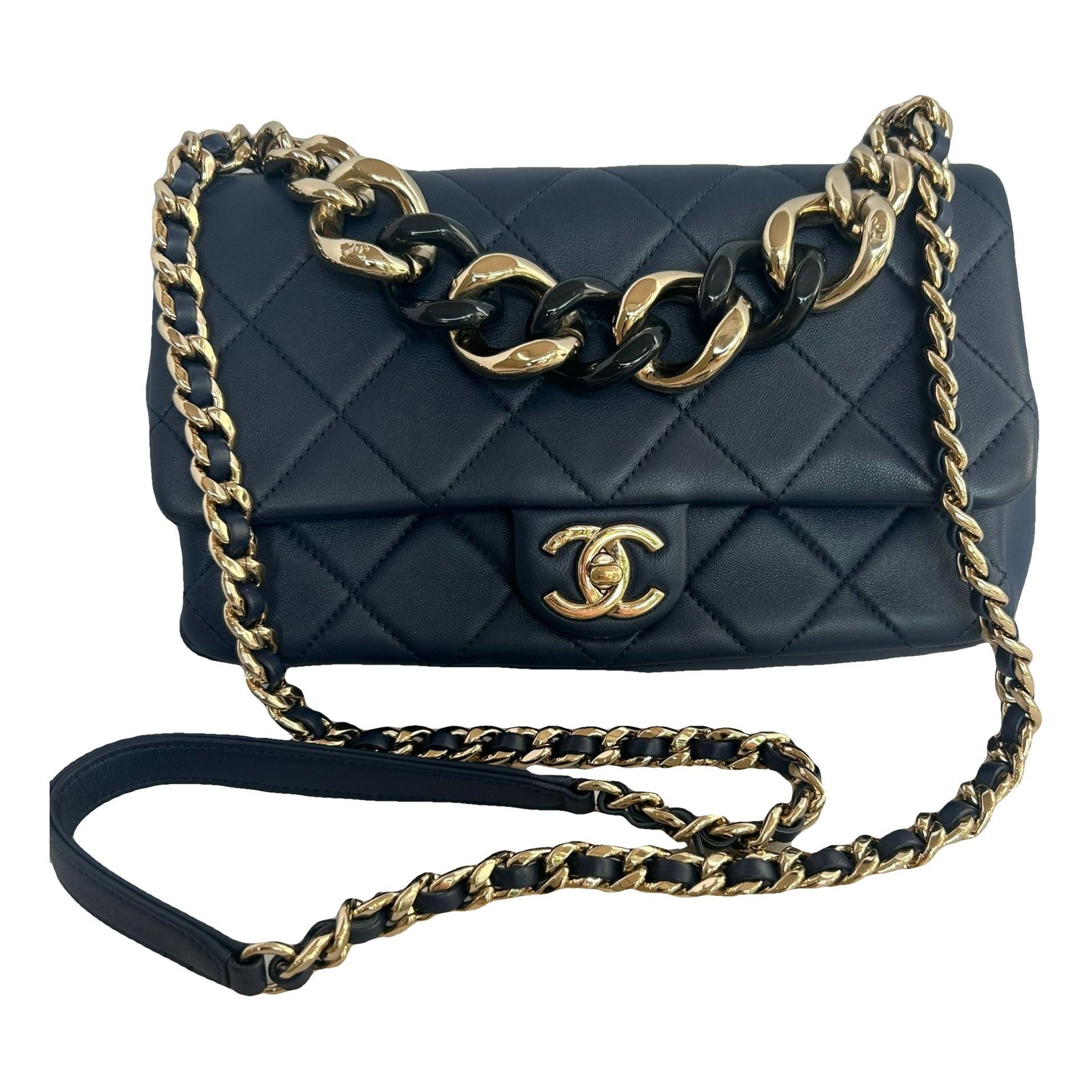 Timeless/Classique leather crossbody bag