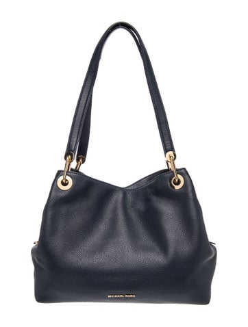 Signature Shoulder Bag