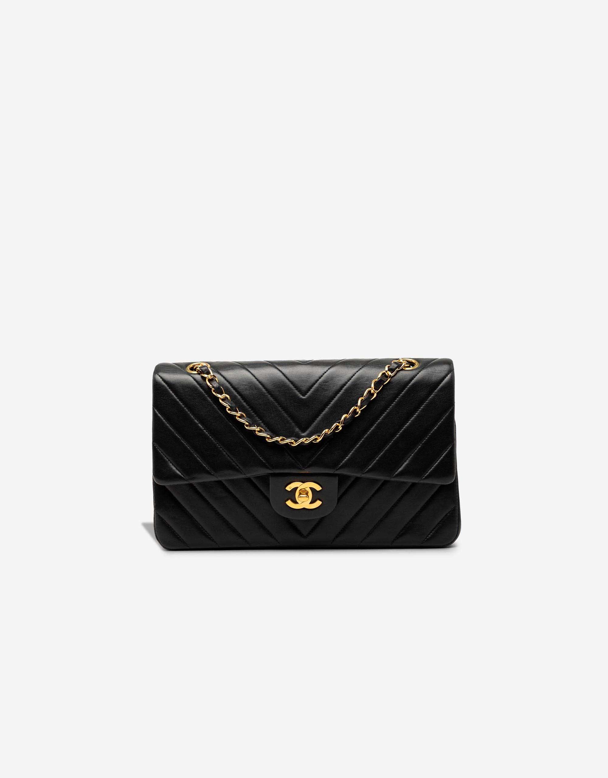 
		Timeless Chevron Medium Lamb Black    