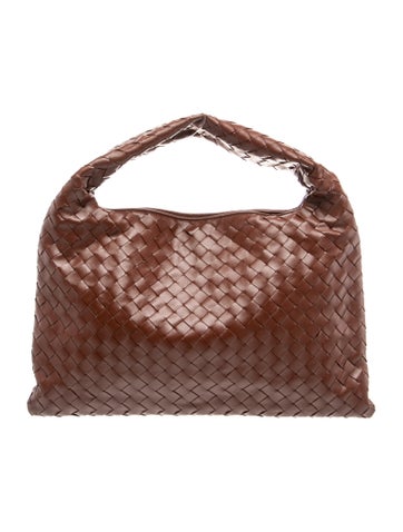 Bottega Veneta Intrecciato Hop Medium