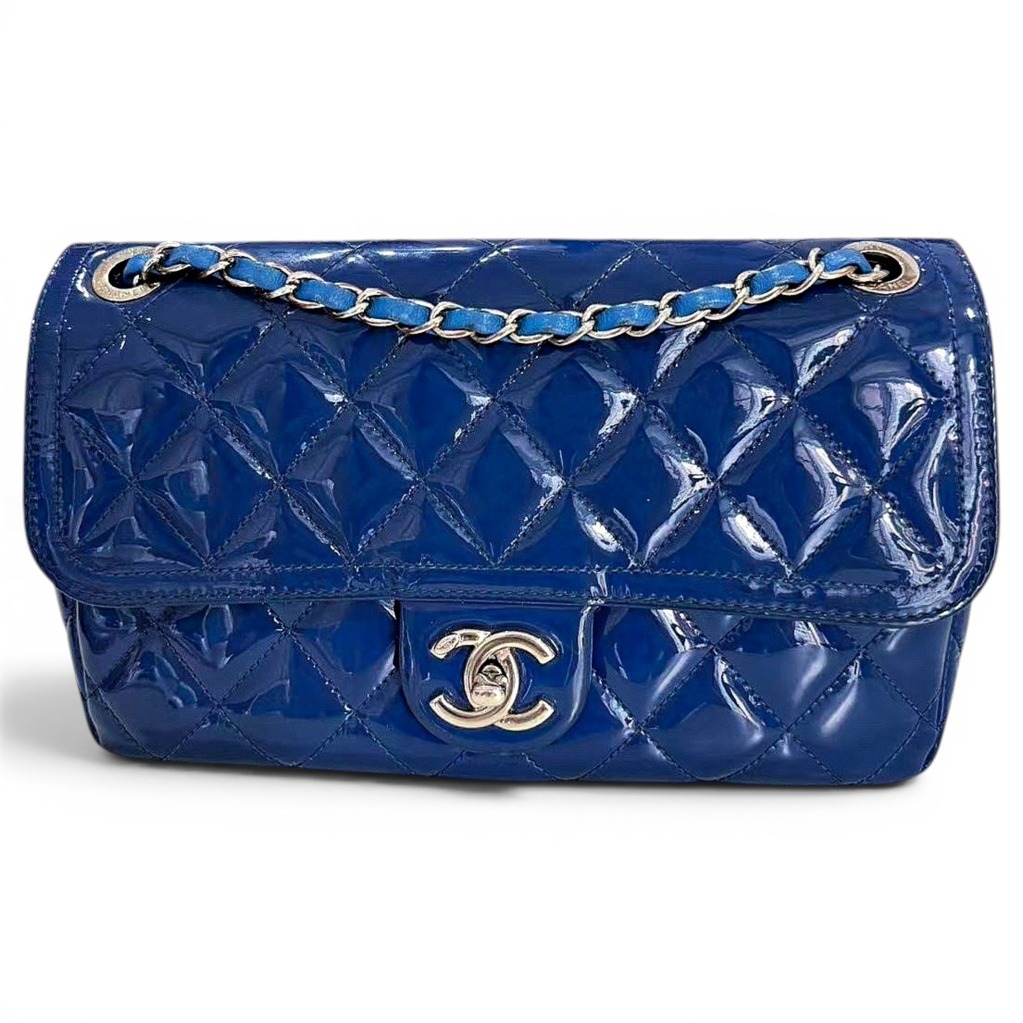 Timeless/Classique patent leather crossbody bag