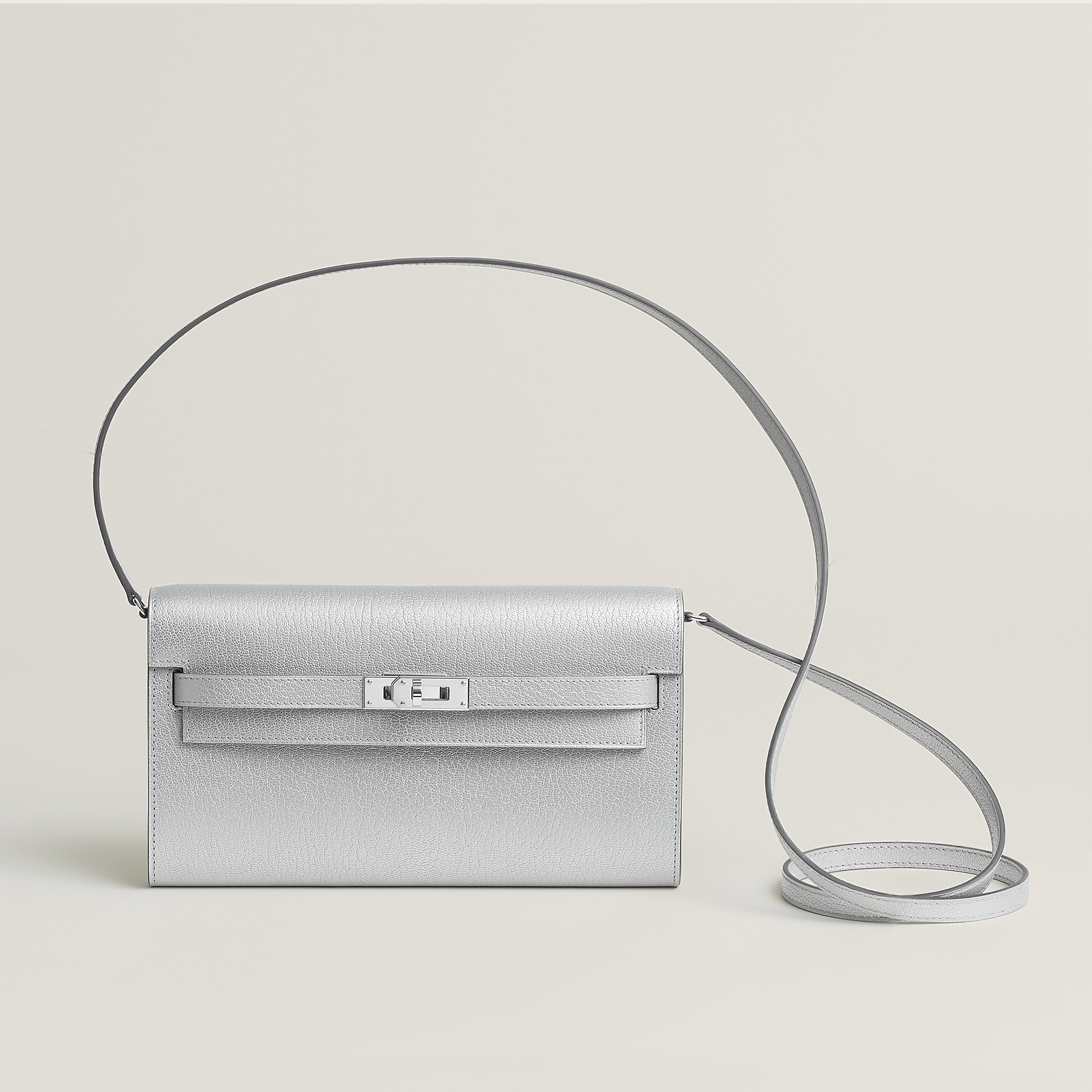 Hermès Kelly To Go in silver