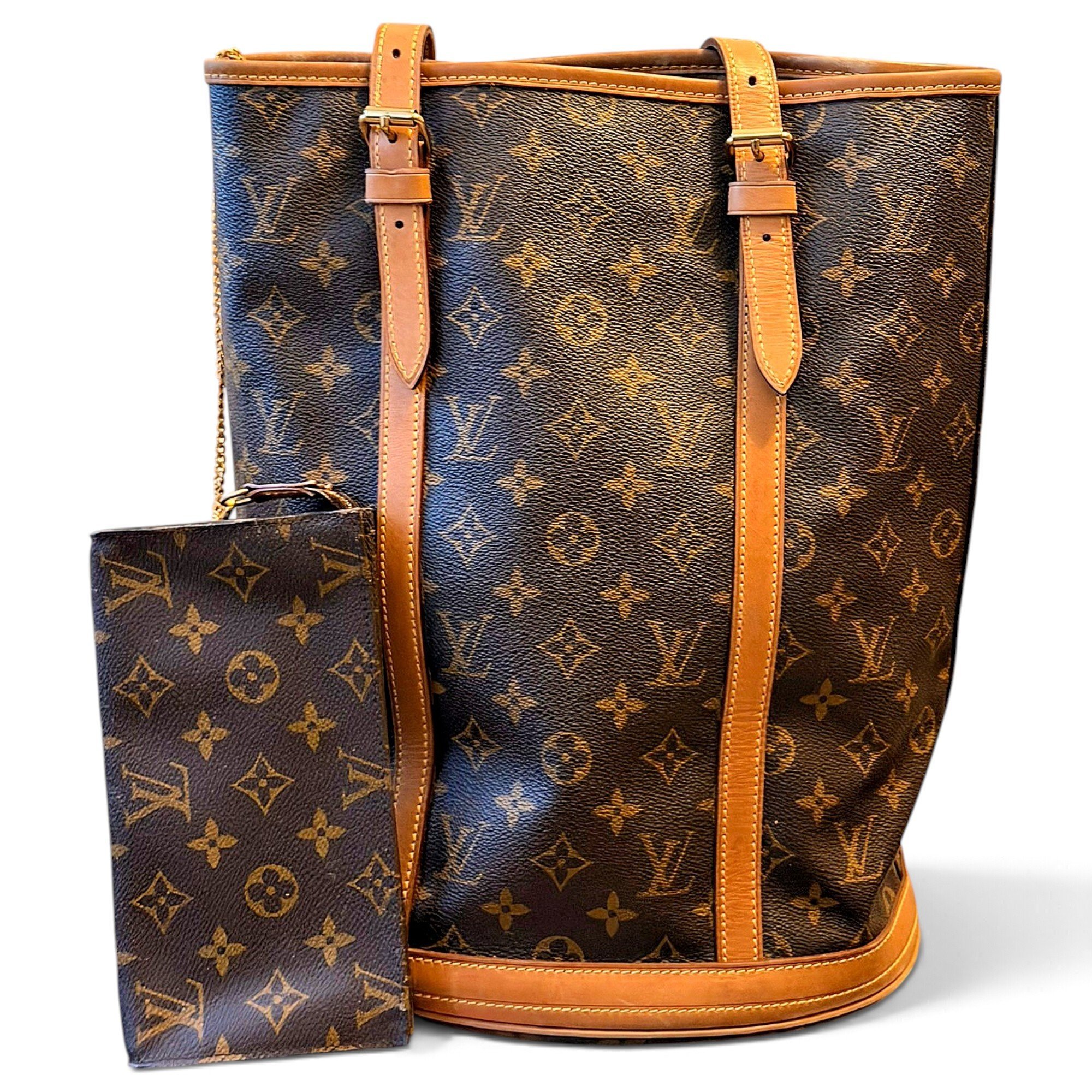 Bucket leather handbag