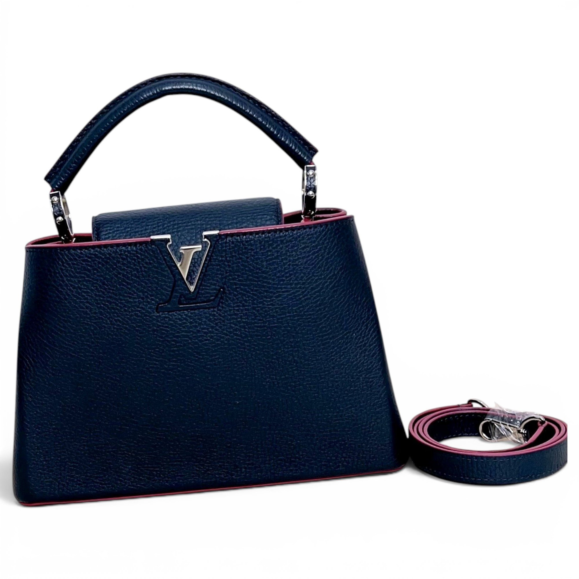 Capucines leather handbag