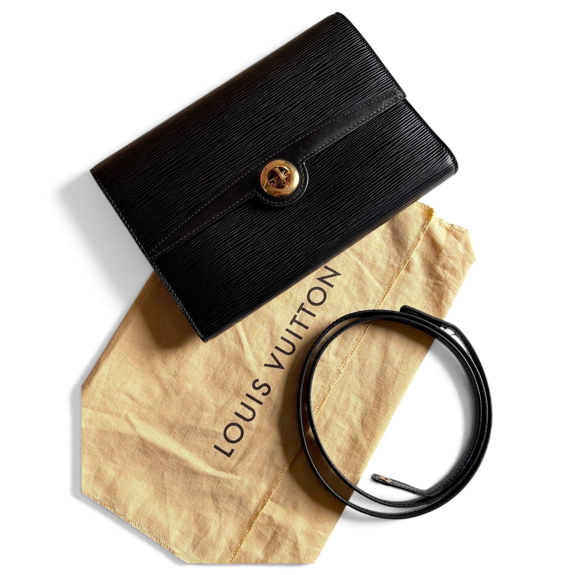 Leather clutch bag