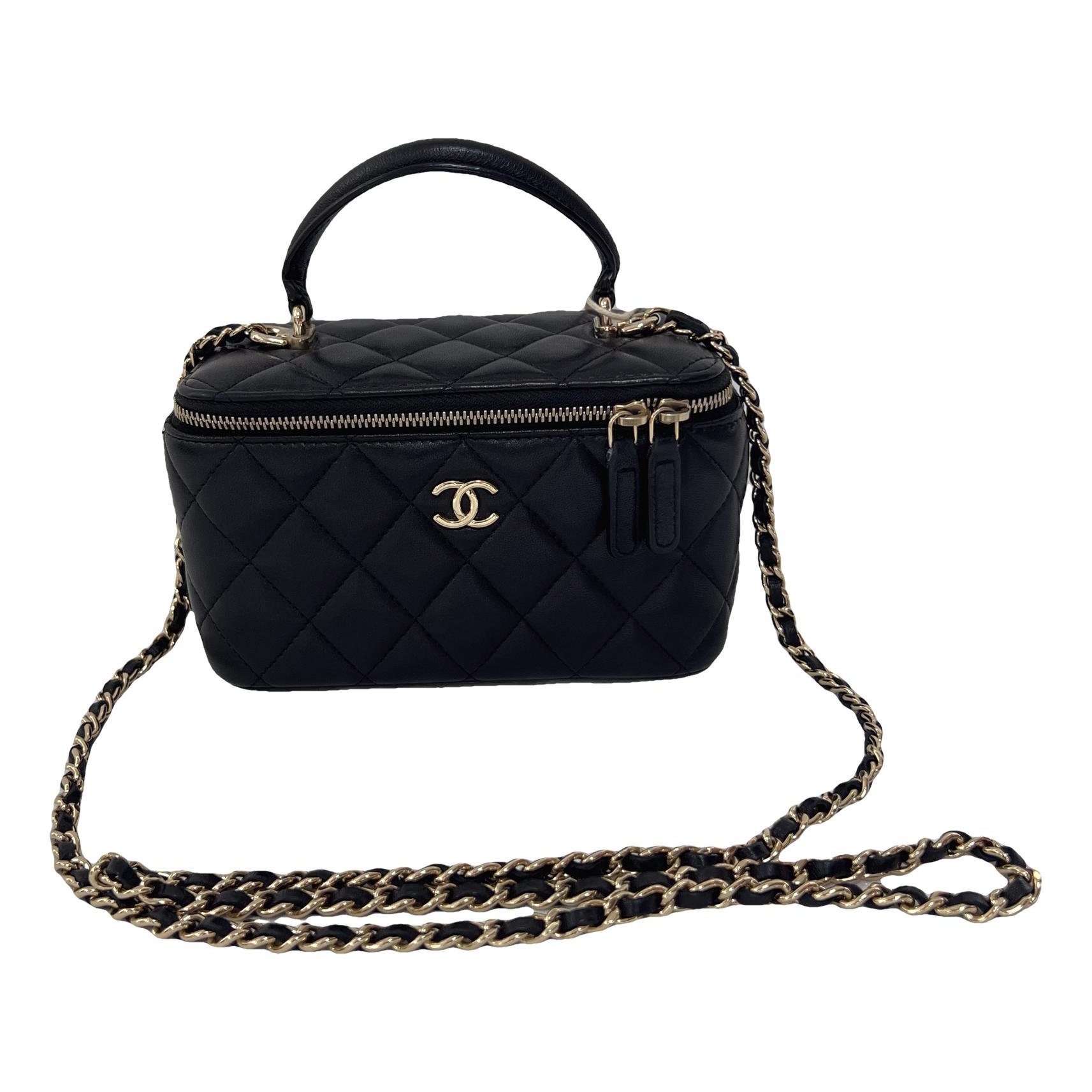 Trendy CC Vanity leather handbag