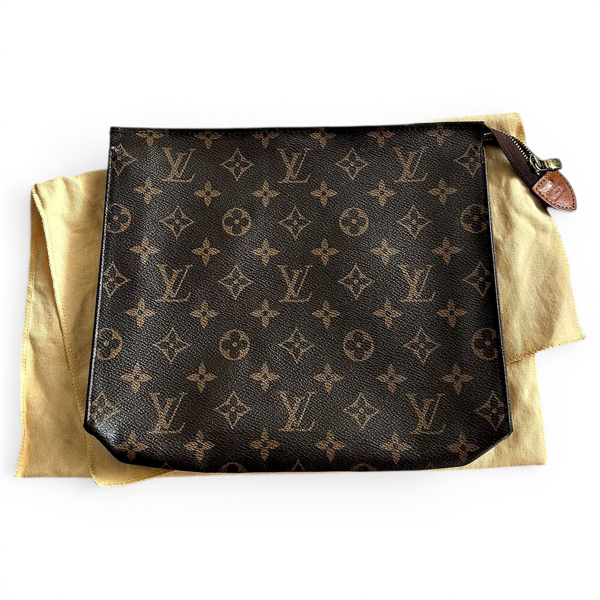 Leather clutch bag
