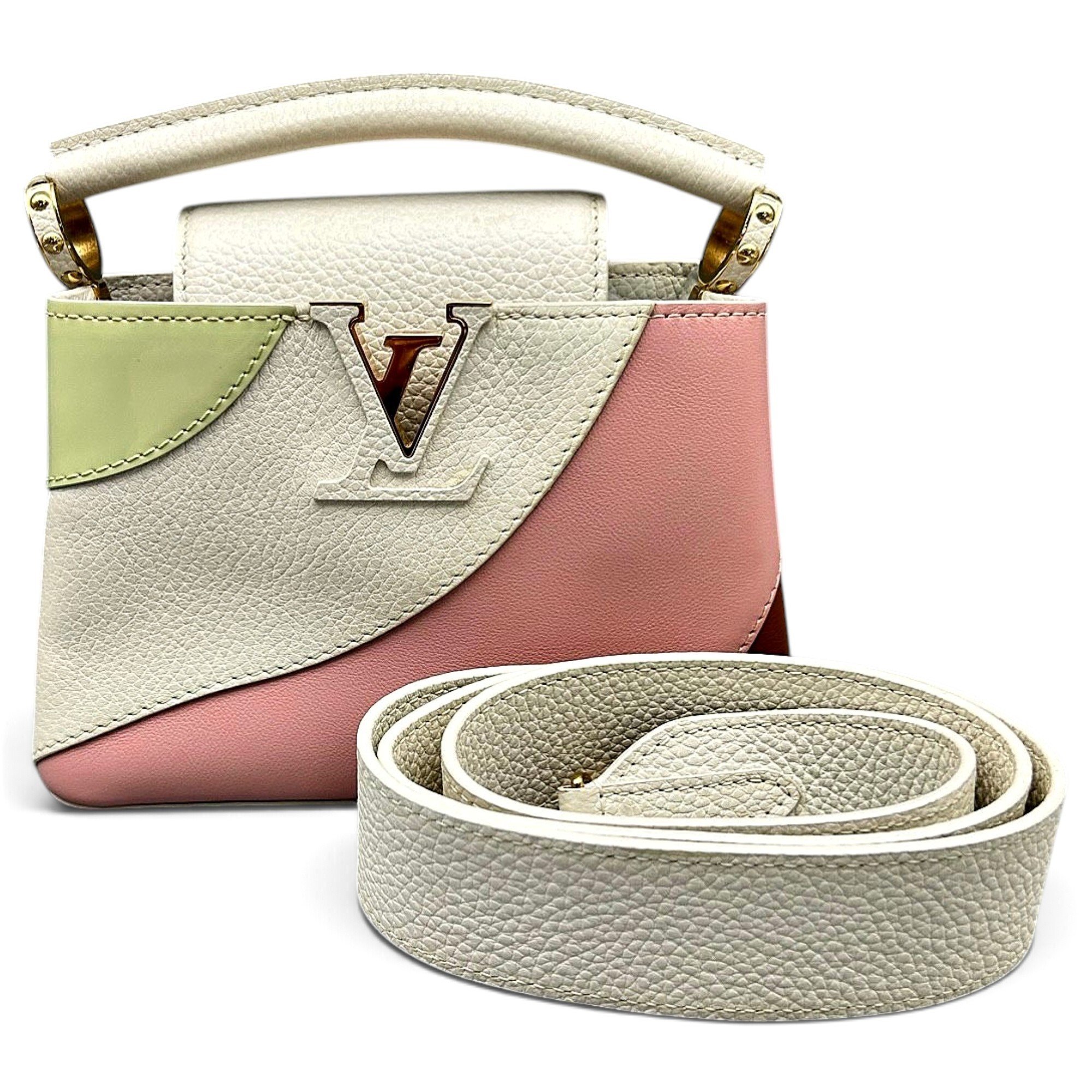 Capucines leather handbag