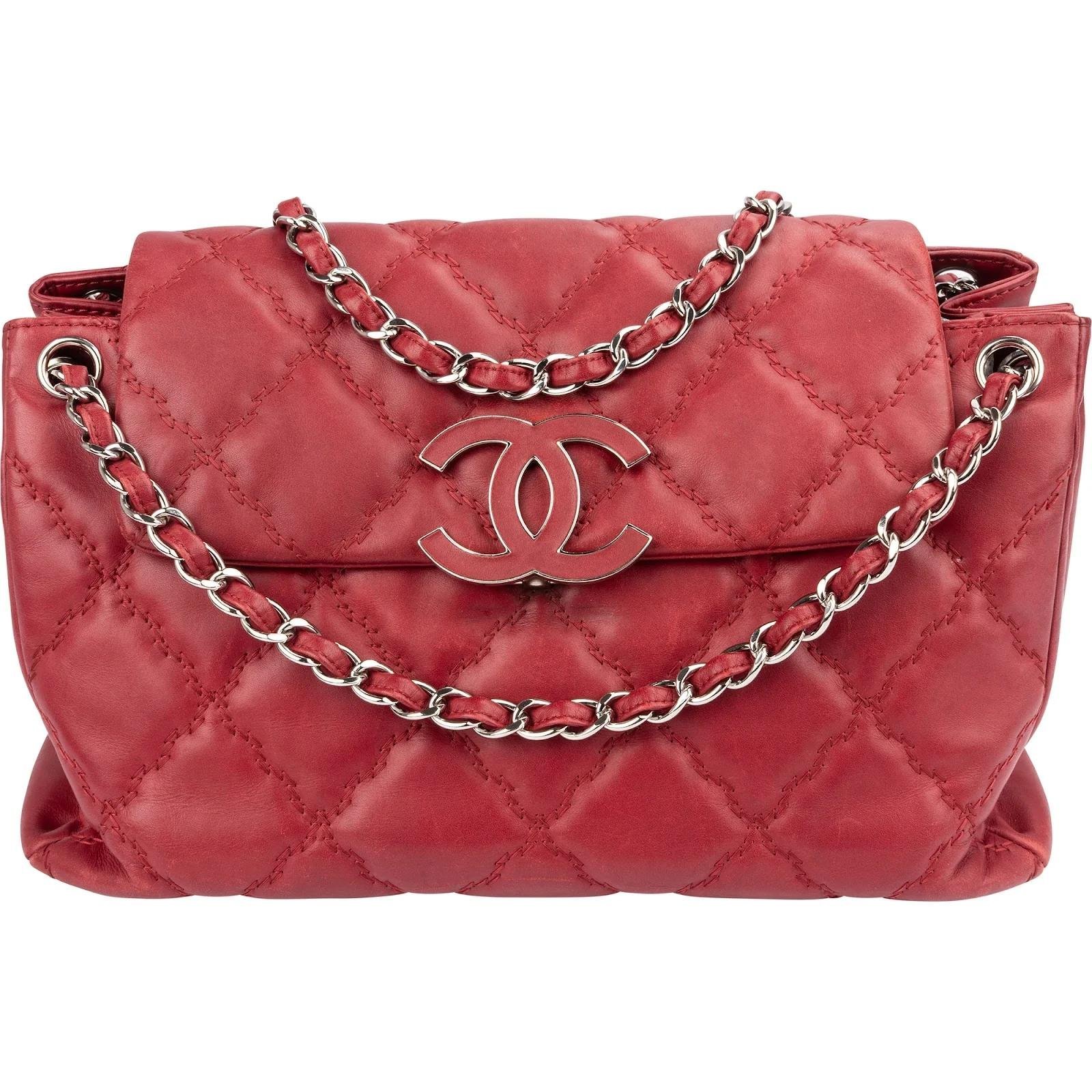 Timeless/Classique leather crossbody bag