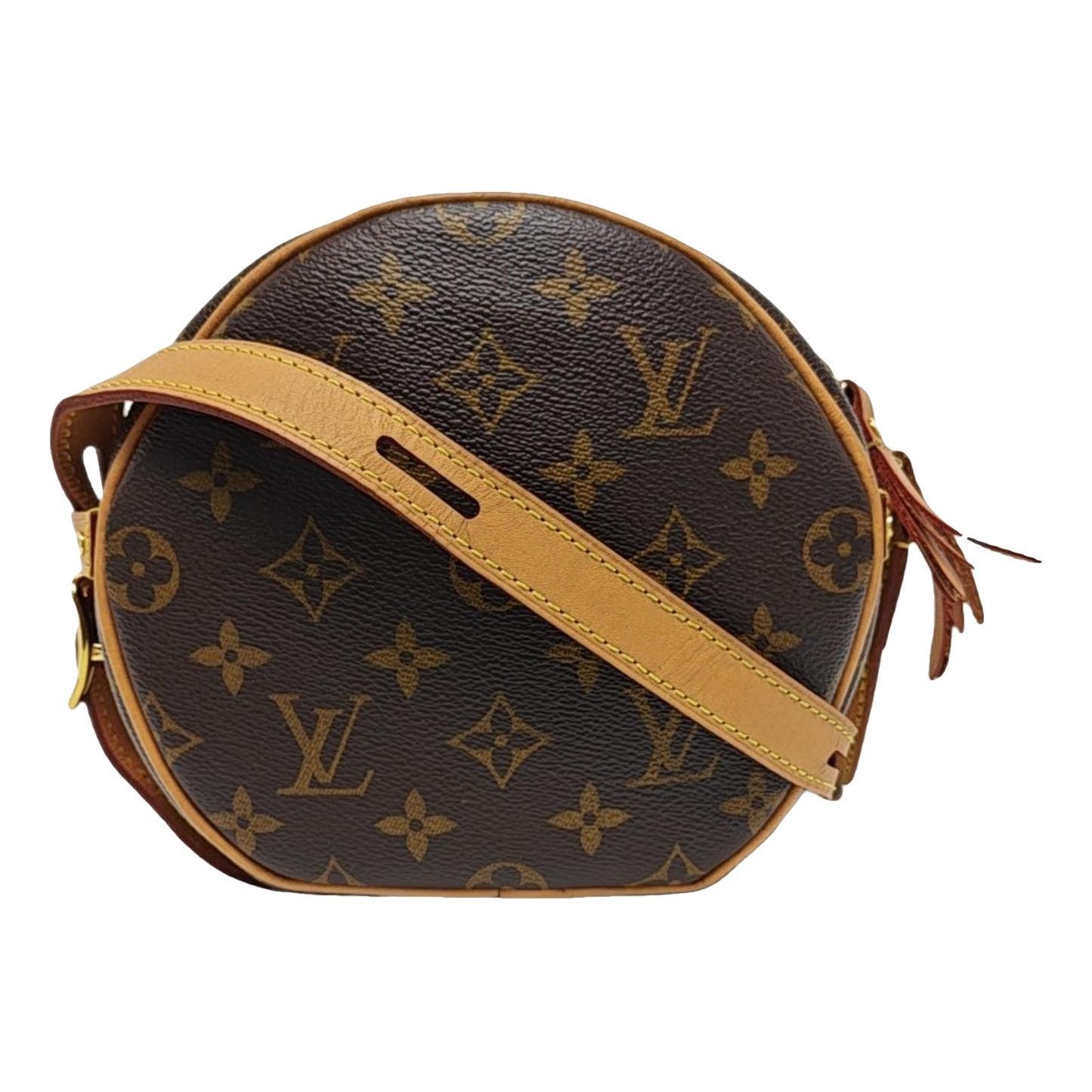 Micro boite chapeau leather handbag