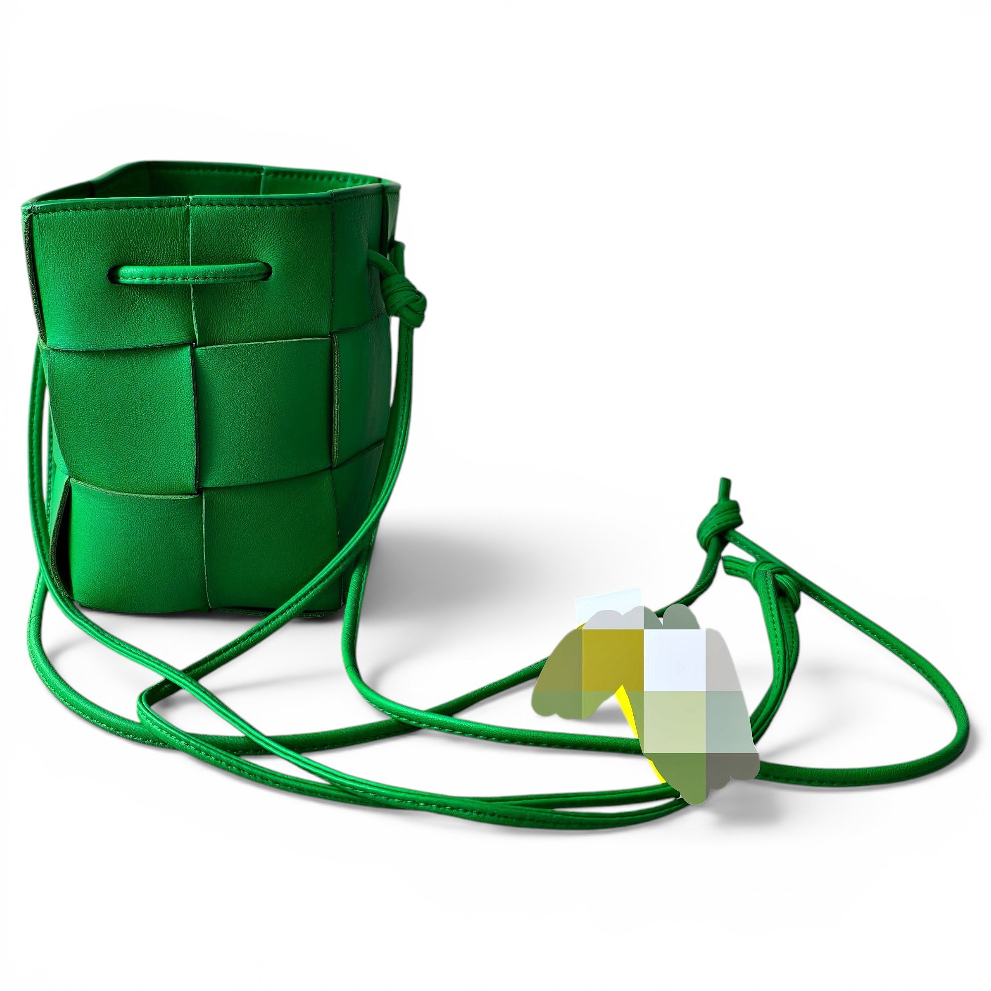 Cassette Bucket leather handbag