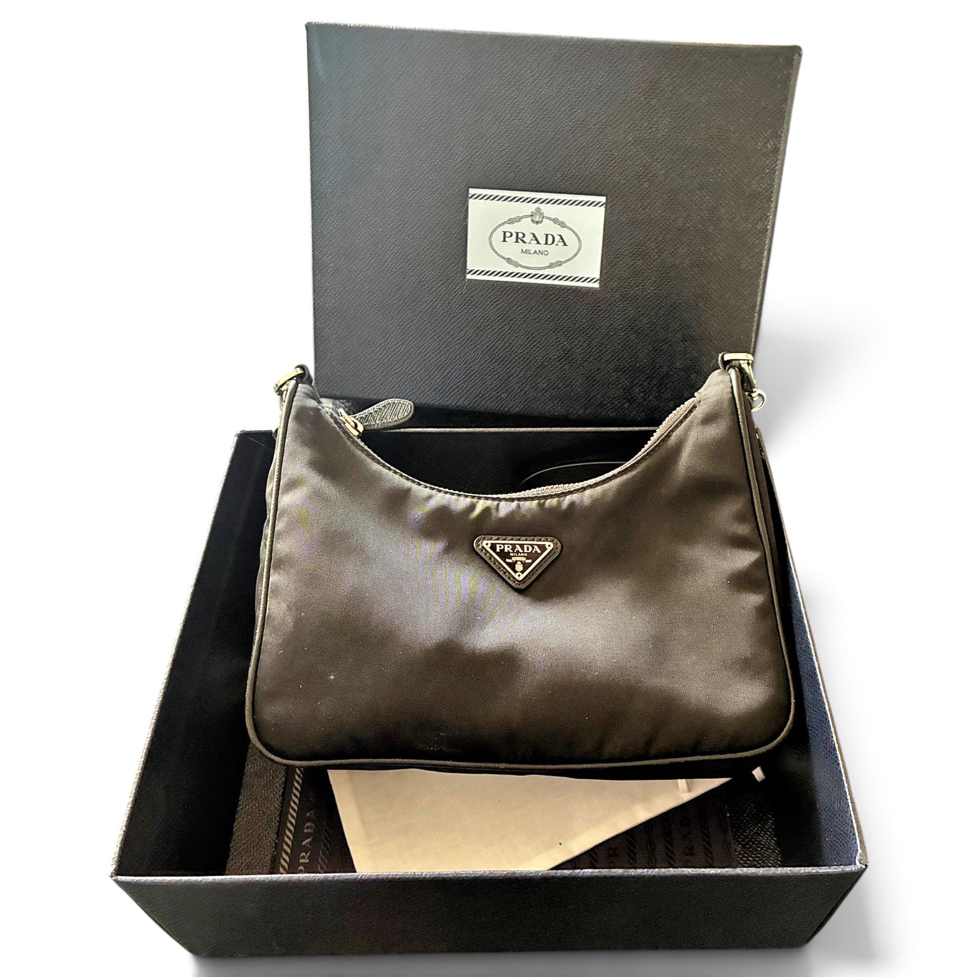 Re-edition handbag