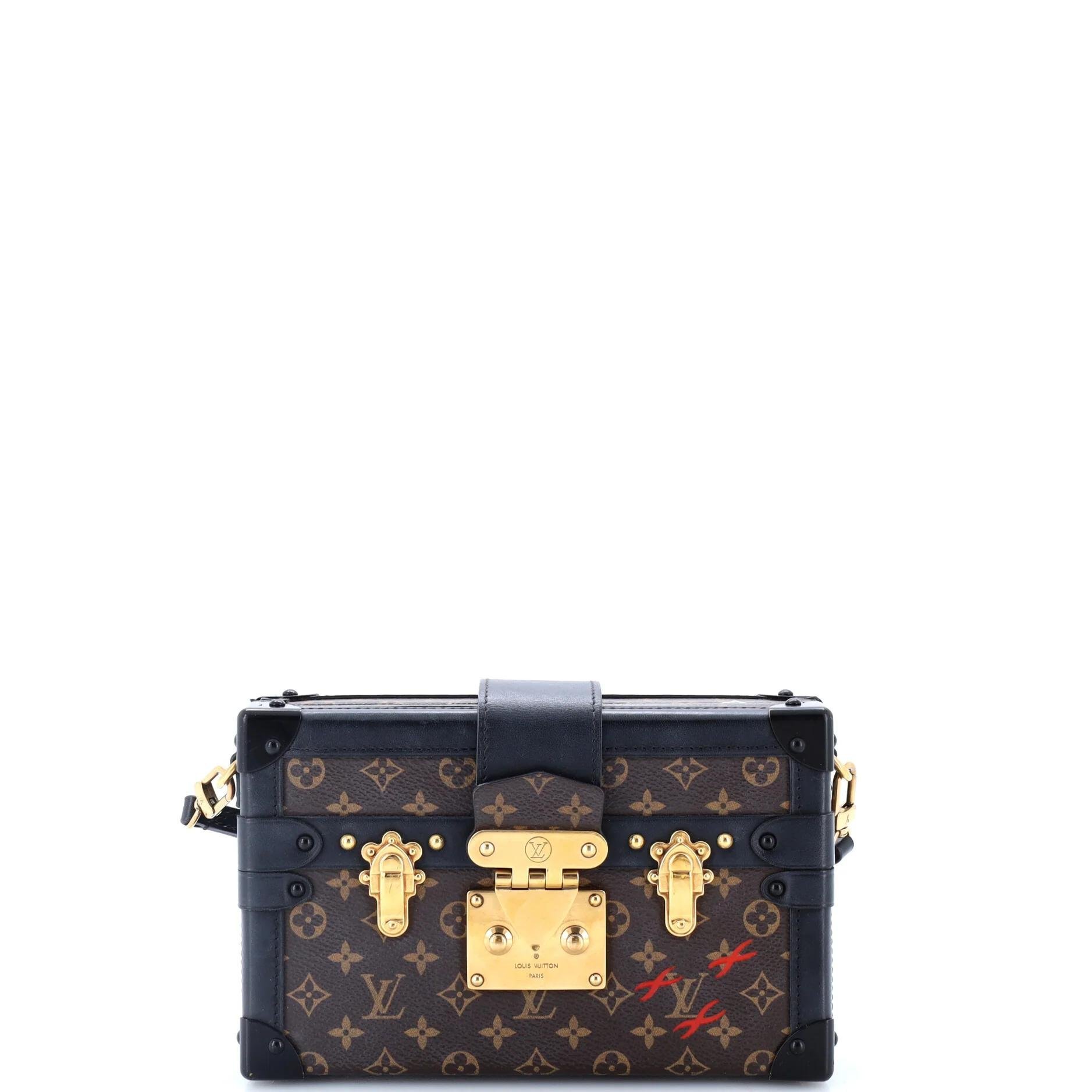 Cloth clutch bag