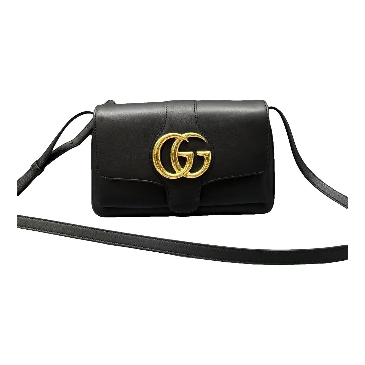 Arli leather handbag