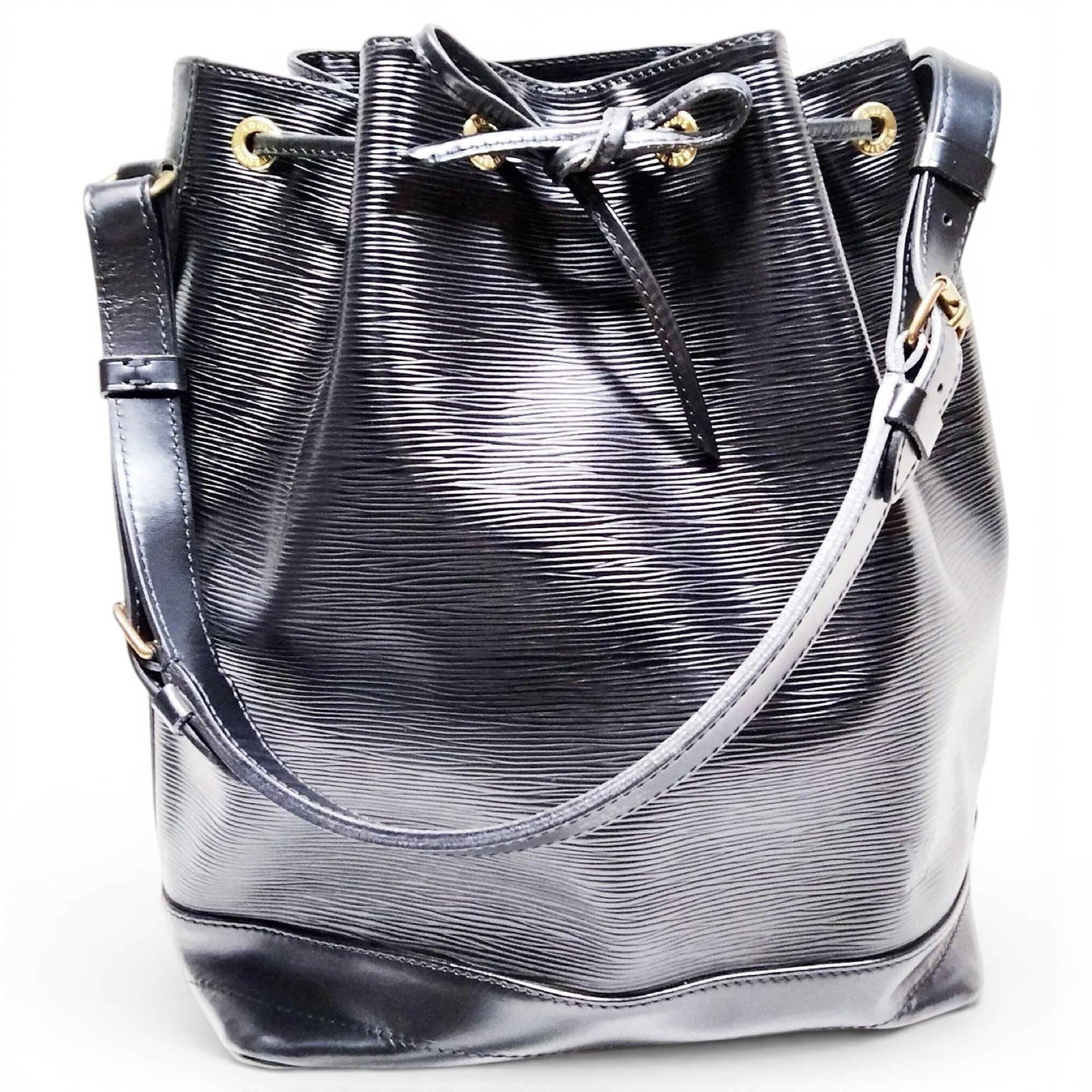 Noé leather handbag