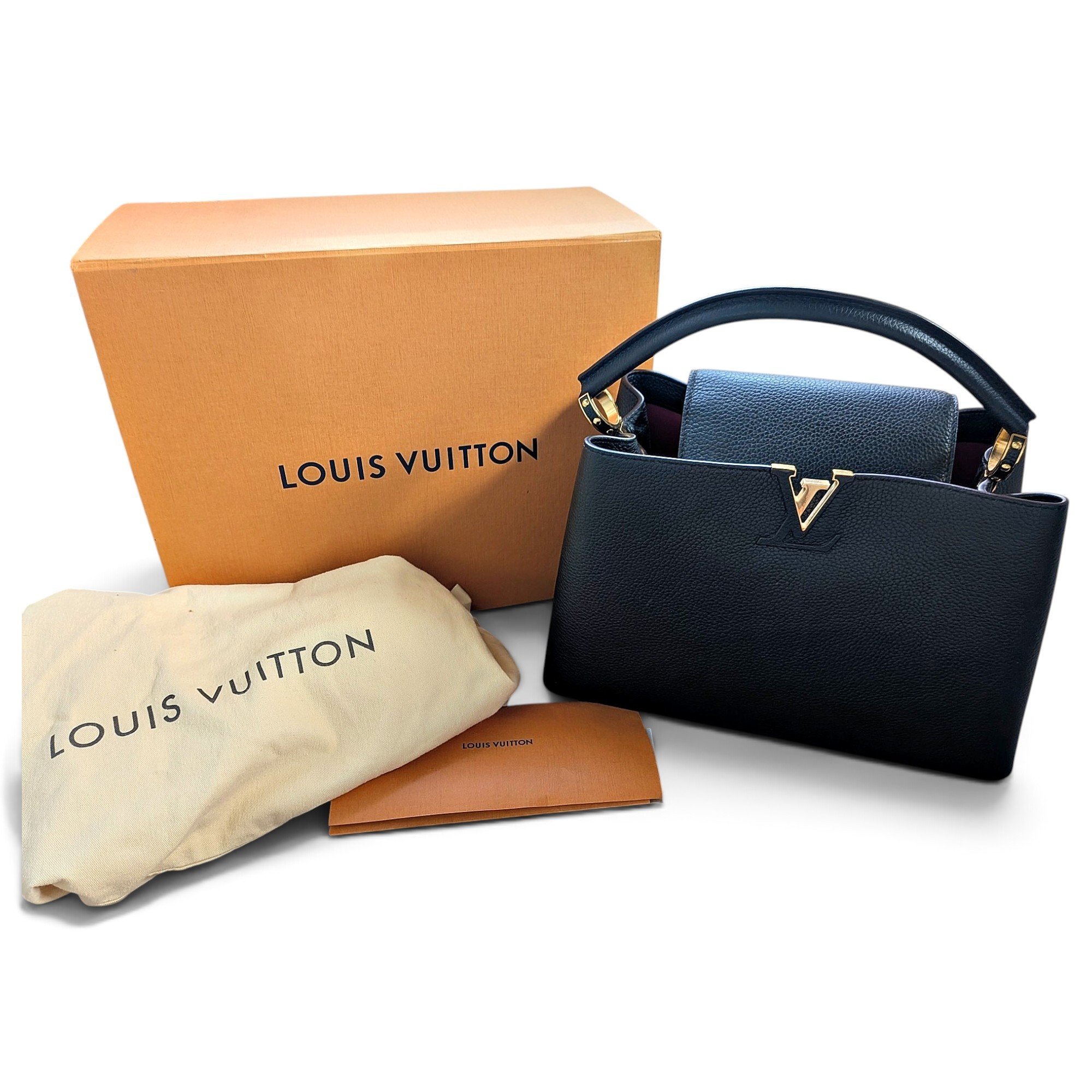 Capucines leather handbag