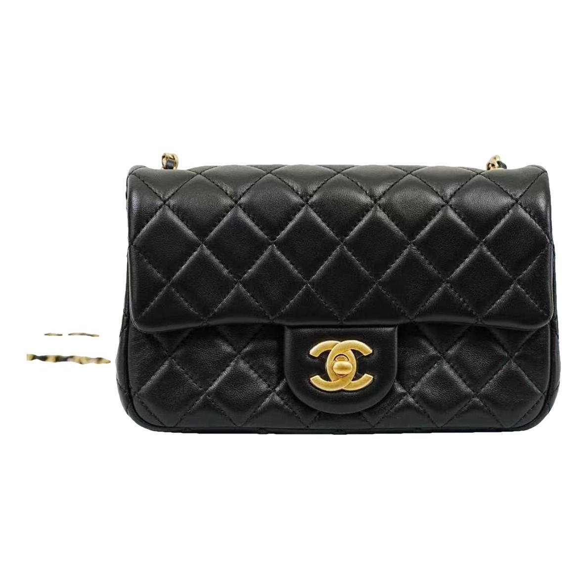 Timeless/Classique leather crossbody bag