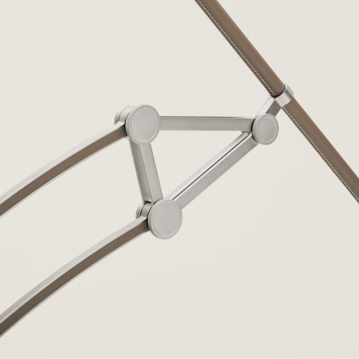 Étoupe Pantographe Desk Lamp