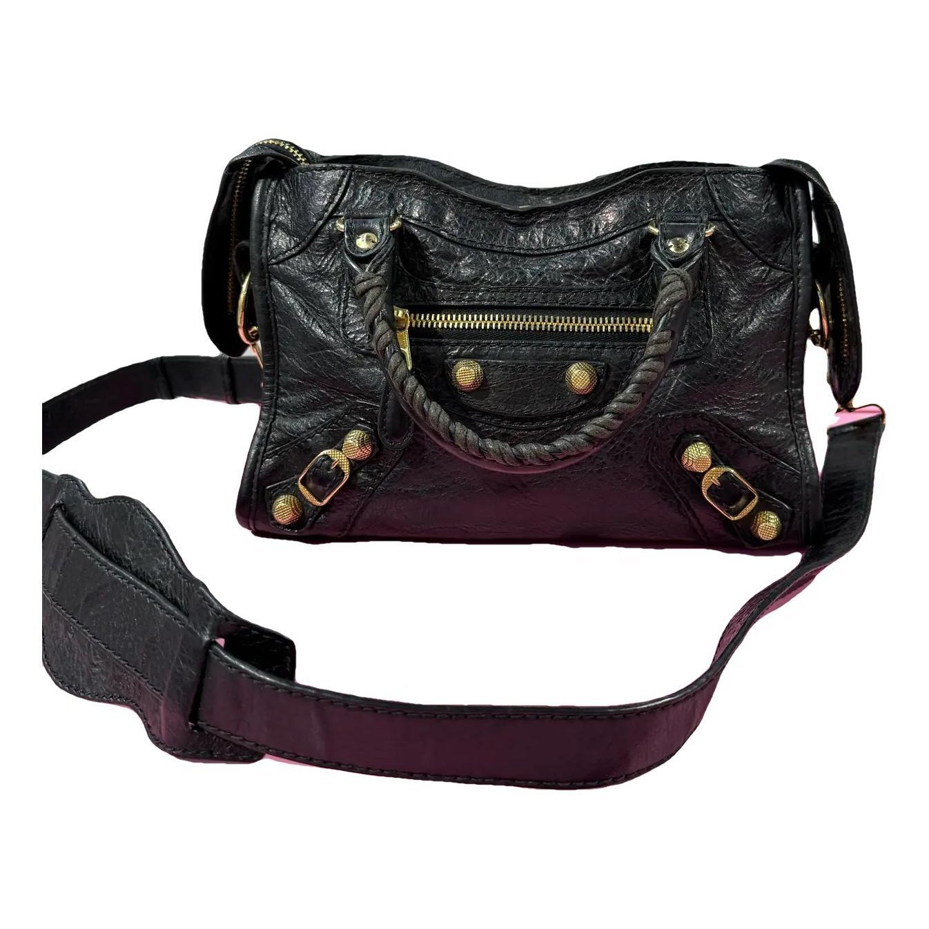 City leather crossbody bag