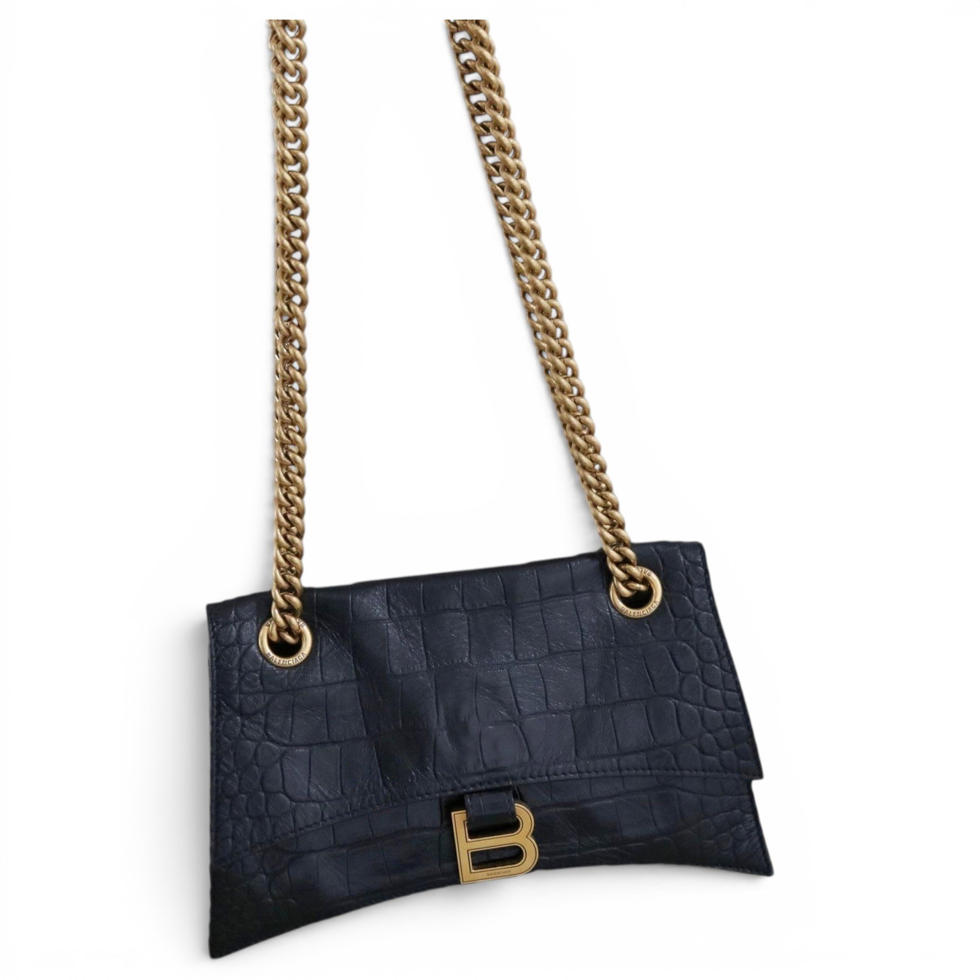 Crush leather handbag