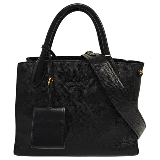 Monochrome leather handbag
