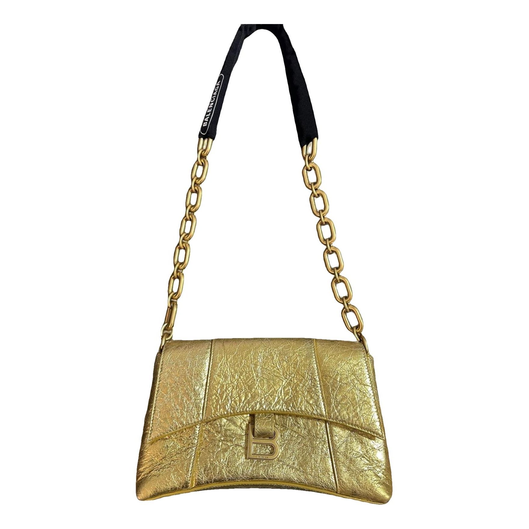 Downtown Chain leather handbag